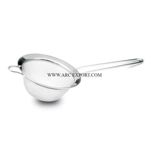 Infuseur décoratif de cuisine en laiton plaqué or de la plus haute qualité pour thé et café Fournisseur de gros Passoires à thé fabriquées à la main - Product Image 3