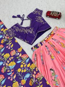 Diseñador Kalamkari Lehenga Choli con hermoso bordado y lentejuelas trabajo perfecto para bodas ocasión disponible al mejor precio - Product Image 4