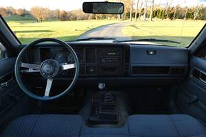 Jeep Comanche 4x4 de 1988 Usado, Transmisión Manual de 5 Velocidades - Product Image 4