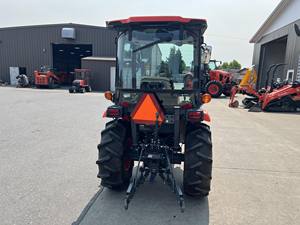 Tractor Agrícola 4x4 Usado con Motor Cummins de 40 HP, Tractor de Ruedas con Rodamientos y Motor - Product Image 6