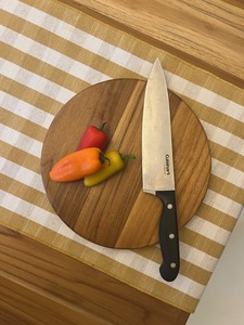 Planche à découper en bambou artisanale attrayante, finition naturelle, design moderne et luxueux, passe au lave-vaisselle, pour hacher et trancher intensément - Product Image 4