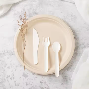 Platos desechables de 7 pulgadas, sostenibles, 100%, sin PFAS, hechos de fibras vegetales de Vietnam, sin productos químicos tóxicos para uso alimentario seguro - Product Image 3