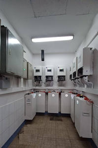 Dyness Powerbrick 51.2v 280ah 14,33 kWh sistem energi surya hibrida dengan penyimpanan baterai liuthium pada grid - Product Image 4