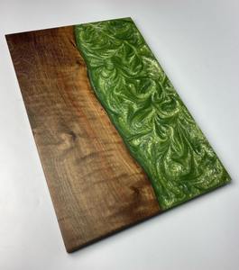 Époxy transparent en bois d'acacia avec design de pétales Plateau de service napperon tasse thé plateaux de service rustiques en résine et bois - Product Image 3