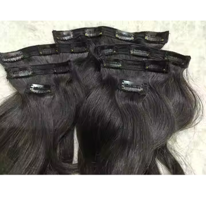 Extensions de cheveux lisses et soyeux faits à 100 pour cent de cheveux humains pour une longueur plénitude et un mélange naturel - Product Image 2
