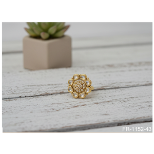 แหวนใส่นิ้วสีทองสำหรับผู้หญิงสายสแตนเลสสไตล์วินเทจสำหรับการหมั้นหรือเป็นของขวัญในราคาขายส่ง - Product Image 1