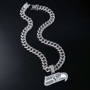Colgante de Lujo Personalizado de los Seattle Seahawks, Plata 925 con Moissanita de Corte Brillante en Forma de Águila, Chapado en Oro, Estilo Hip Hop - Product Image 3