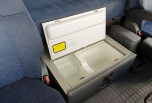 รถบรรทุกวอลโว่ FH 440 ปี 2006 มาตรฐานยูโร 4 ระบบขับเคลื่อน 4x2 กำลังเกิน 450 แรงม้า รับน้ำหนักบรรทุก 31-40 ตัน เหมาะสำหรับการขนส่งทางเรือ - Product Image 6