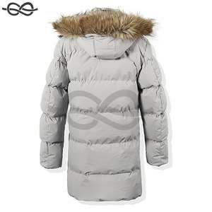Chaqueta Parka cálida con capucha de invierno de longitud media para hombre con ribete de piel sintética extraíble Abrigo de hombre elegante y duradero para clima frío - Product Image 4