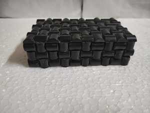 Cesta de Almacenamiento de Ratán Negro Tejida a Mano con Tapa Segura, Caja Organizadora Rectangular Decorativa Estilo Bohemio para Hogar, Oficina, Dormitorio - Product Image 5