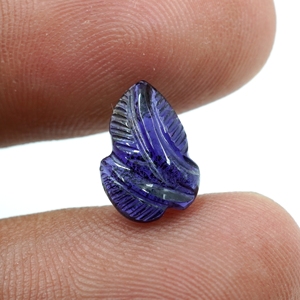 Sculpture en forme de feuille d'iolite naturelle pour la fabrication de bijoux - Product Image 1