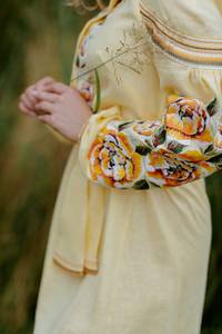 Robe ukrainienne tendance hippie à manches longues bouffantes, en tissu tissé écologique, lavable, personnalisable, de créateur - Product Image 4