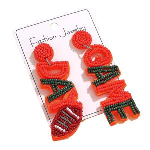 Pendientes con cuentas de Mardi Gras de diseñador personalizados para mujer, Material de tela de Color naranja, blanco y azul para el Día Conmemorativo patriótico - Product Image 2
