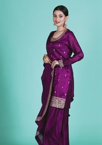 Nouveau lancement prêt à porter Sharara paire Dupatta Collection moderne Salwar Kameez pour les occasions de fête Design réversible toutes saisons - Product Image 4