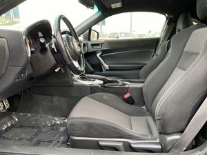 Oferta Especial: Toyota GR86 Premium RWD Usado - ¡Listo para Enviar! - Product Image 3