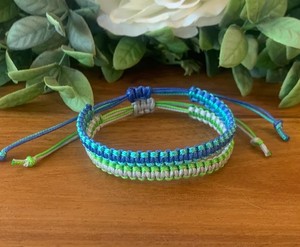 Pulsera de la amistad, BFF, pulsera tejida de surf, nudo cuadrado de macramé - Product Image 2