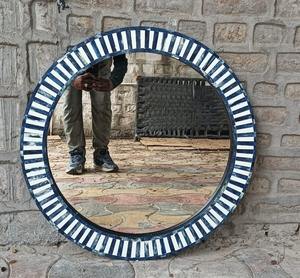 Miroir mural de mariage en verre industriel moderne fait main de luxe avec incrustations de os, fabriqué en Inde au prix d'usine - Product Image 4