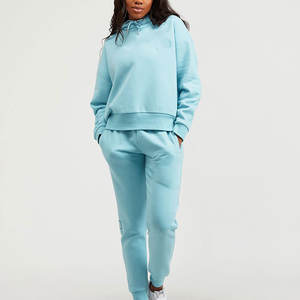 Conjunto Deportivo Corto de Invierno Unisex para Mujer 2026, con Logotipo Personalizado, 100% Poliéster - Product Image 5