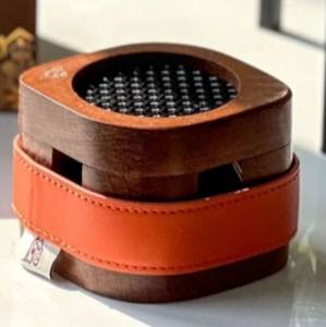 Quemador de Incienso Moderno de Madera y Metal con Tapa de Malla Metálica y Correa de Cuero, Resistente al Calor, para Decoración del Hogar y Regalos - Product Image 4