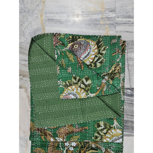 Thevintageartcraft - Sábana de Algodón Verde con Estampado Kantha Vintage Hecha a Mano, 60x90 cm, Cosida a Mano en Rajasthan para la Temporada de Invierno - Product Image 4