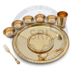 Ensemble de thali en laiton de luxe indien, fait à la main, accessoires cadeaux religieux, couleur personnalisée, haute qualité, cadeaux de Diwali, tendance - Product Image 3