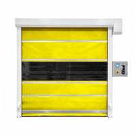 Porte rapide en PVC résistante au vent 4000x4000mm avec boucle au sol renforcée pour quai logistique, barre anti-vent renforcée