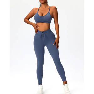 ชุดโยคะสปอร์ตบราและเลกกิ้งแห้งเร็วระบายอากาศสำหรับผู้หญิง พร้อมโลโก้ด้านหน้า ชุดออกกำลังกาย 2 ชิ้น - Product Image 1