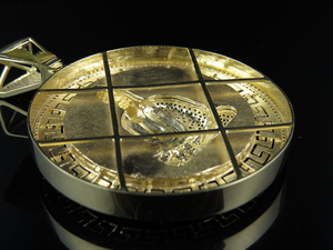 Luxury Round Rope Edge Moissanite Pendant In S925 Silver Iced Out Hip Hop Jewelry For Men - Product Image 4