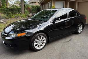 Acura TSX 2008 d'occasion en bon état, boîte manuelle 6 vitesses, 2 propriétaires, provenance sud-est des États-Unis, peu modifiée - Product Image 2