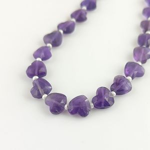 Fil de perles d'améthyste en forme de cœur de 8 pouces de long - Product Image 4