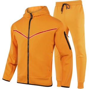 Precio asequible Chándal de invierno para hombre Ligero Material duradero de calidad superior Mejor diseño Chándal de invierno con mangas completas - Product Image 1