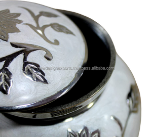 Urne de crémation en laiton, conteneur commémoratif, Pot d'enterrement - Product Image 2