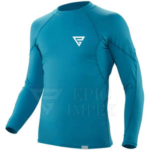 Top Rash Guard con protección UV para hombre con tela de alta elasticidad, ajuste de marca personalizada disponible - Product Image 2