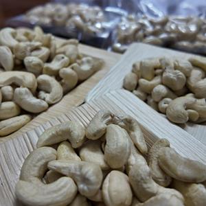 Productos Populares: Granos de Anacardo W450 de Camboya, Naturales, Blancos, Procesados y Pelados para Aplicaciones de Fabricación de Alimentos - Product Image 6