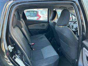 Toyota Yaris LE Usado 2015 Hatchback de 2 Puertas Listo para Enviar - Product Image 6