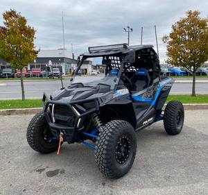 Vehículo Utilitario Personalizable Modelo RZR XP 1000 Sport 2022 Auténtico - Product Image 2