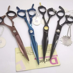 Tijera de afeitar de peluquero con acabado personalizado, tijera de acero inoxidable sostenible para el cabello, tijera de afeitar de peluquería con logotipo personalizado. - Product Image 1