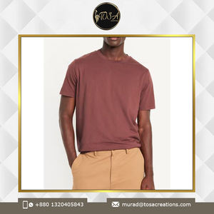 OEM/ODM T-shirt décontracté pour hommes Design tendance avec qualité supérieure Coupe régulière et poids lourd Fabriqué au Bangladesh - Product Image 4