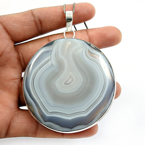 การออกแบบที่ทันสมัยเครื่องประดับที่ทําด้วยมือคุณภาพดีที่สุด 925 เงินสเตอร์ลิงลายนิลพลอยทรงกลมซัพพลายเออร์จี้ดูคลาสสิก - Product Image 5