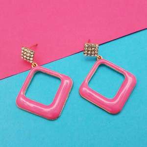 Kriaa Pink Meenakari Boucles d'oreilles pendantes plaqué or avec pierres autrichiennes 1314120A Accessoire de mode - Product Image 1