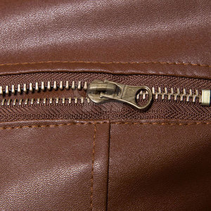 Chaqueta de Cuero para Hombre, Nueva Moda, Cuello Alto, Logotipo Frontal, Transpirable, Ecológica, Resistente al Viento, para Invierno - Product Image 6
