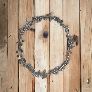 Adornos Navideños de Hierro con Cuentas - Artesanía Ecológica - Product Image 2