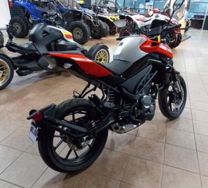 Motocicleta NUEVA 2024 moto 300NK, Motor DOHC de 292cc que Produce 29.2 hp a 8750 rpm - Lista para Enviar - Product Image 5