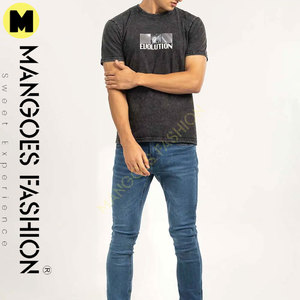 เสื้อยืดแฟชั่นสีดําคุณภาพระดับพรีเมียมพร้อมการพิมพ์แบบกําหนดเองสําหรับชุดกีฬาลําลองขายส่งในฤดูร้อนสมัยใหม่สําหรับผู้ชายและผู้หญิง - Product Image 5