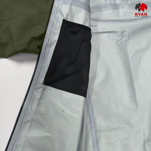 Chaqueta Softshell de Diseño Personalizado para Hombre, Cierre de Cremallera, Tejido Transpirable con Logotipo Personalizado, Servicio OEM - Product Image 3