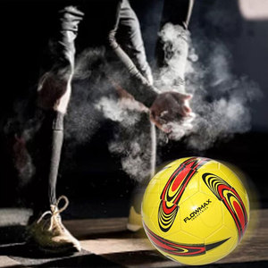 Balón de fútbol cosido a máquina de tamaño y peso estándar hecho en Pakistán - Product Image 4