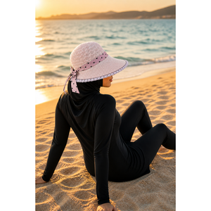 Chapeau de plage souple en paille de blé rose poudré à motif cœur, style Panama, à large bord, avec image imprimée et détail de ruban - Product Image 1
