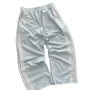 กางเกงขาบานลำลองของผู้ชายมีหลายสีแห้งเร็วขนาดใหญ่มีโลโก้ที่กำหนดเอง - Product Image 4