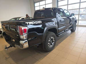 สภาพดีเยี่ยม รถมือสอง โตโยต้า ทาโคมา TRD ปี 2022 - Product Image 4