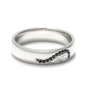 Bague pour homme Jeulia en argent sterling plaqué or rose avec gravure d'ailes d'ange - Product Image 2
